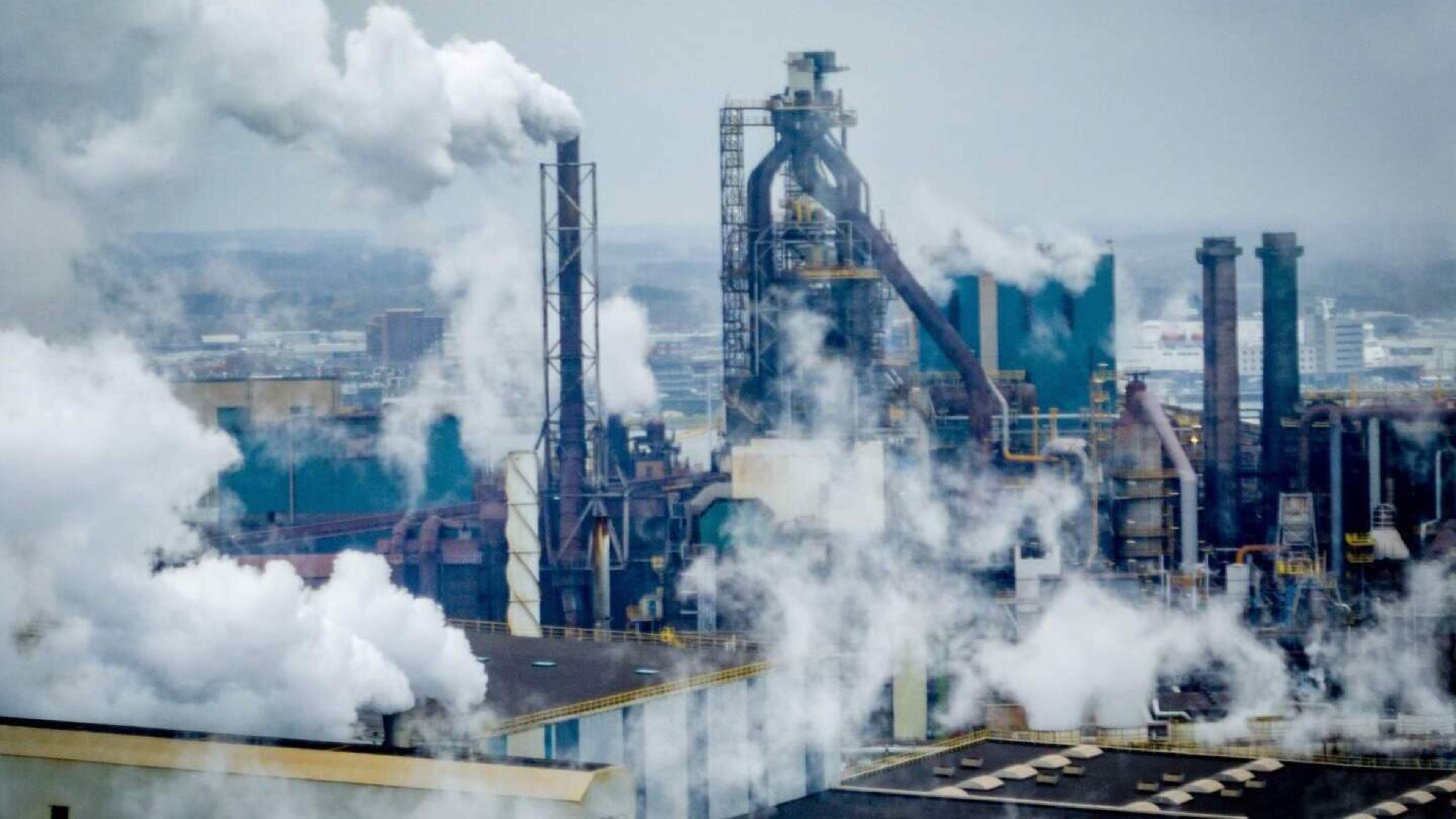 Weer een dwangsom voor Tata Steel om te hoge uitstoot