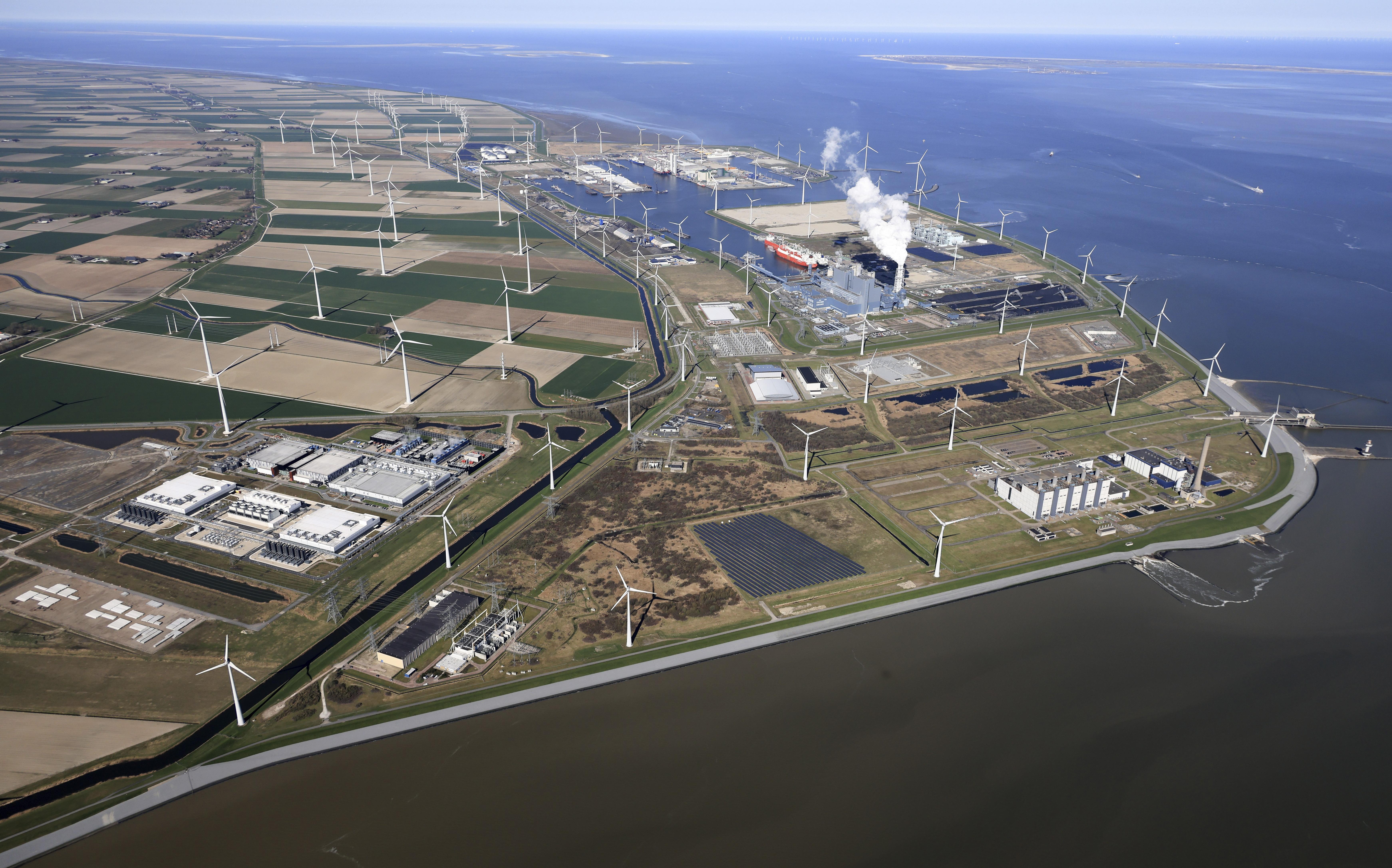 Schier-kabel staat ‘stopcontact’ Eemshaven in de weg: Groningen blijft hameren op tunnelvariant maar wil geen kerncentrale