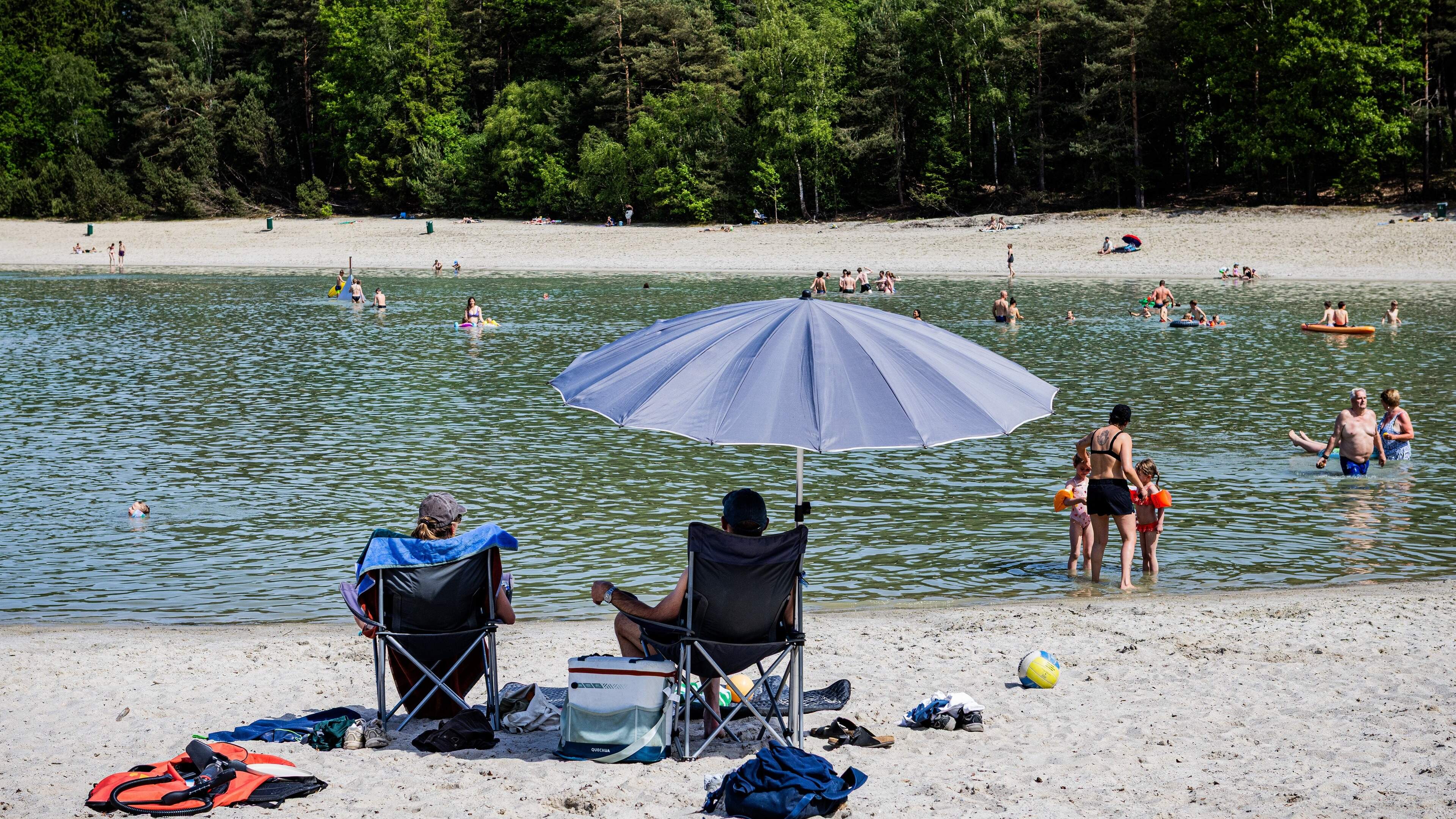Hitte slaat toe: tot wel 33 graden, maar ook kans op regen en onweer