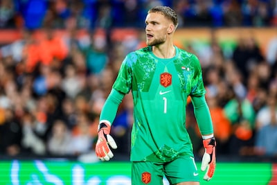 Bart Verbruggen traint volledig mee en lijkt klaar voor wedstrijd van Oranje tegen Japan