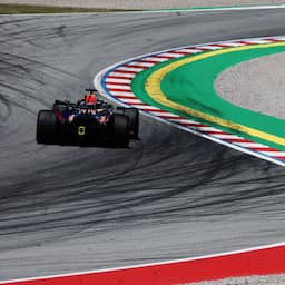 Live F1 | Russell na veroveren pole in Barcelona: 'Voel me weer mijn oude zelf'