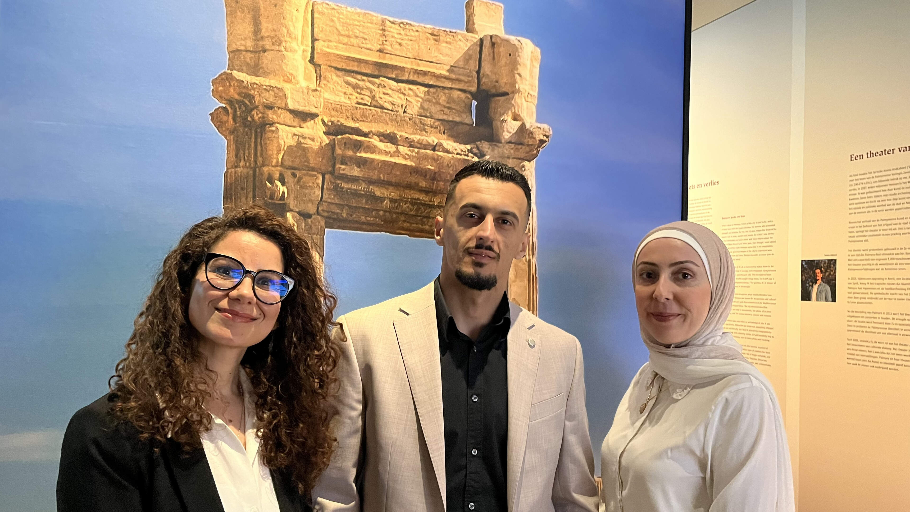 Jongeren houden herinneringen levend aan verwoeste stad Palmyra
