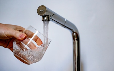 Brief van Vitens aan inwoners Noordoost-Twente: warm weer kan zorgen voor minder water