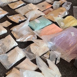OM: 18 sterfgevallen gelinkt aan de designerdrugs van Funcaps