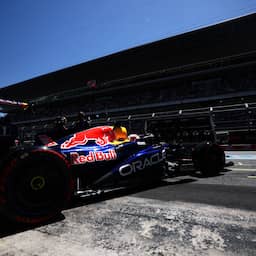 Live F1 | Verstappen klokt zesde tijd in training Barcelona, Antonelli geïrriteerd