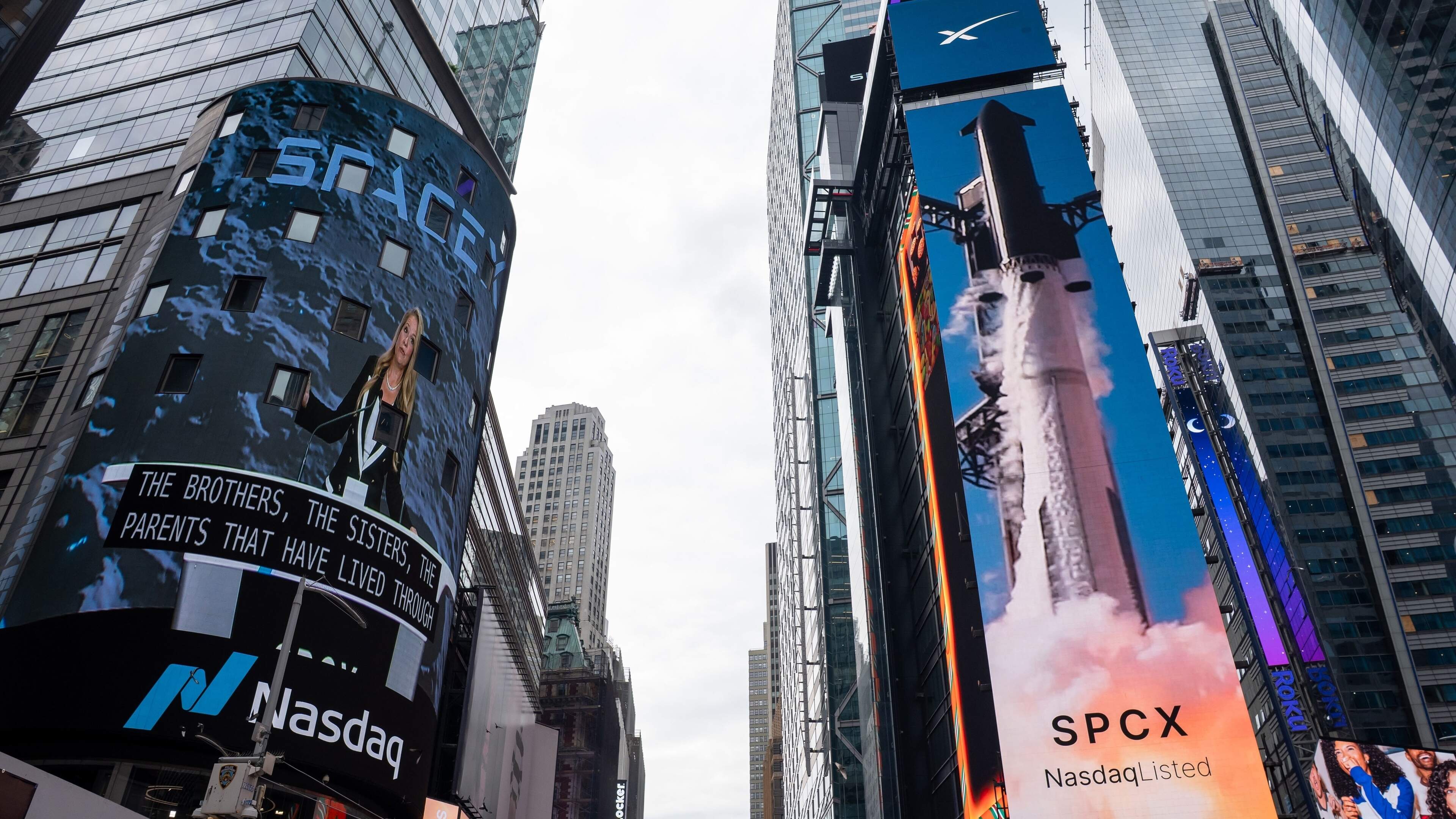Raketstart SpaceX krijgt grillig vervolg: ’Geen World Online-zeepbel, maar voorzichtigheid is geboden’