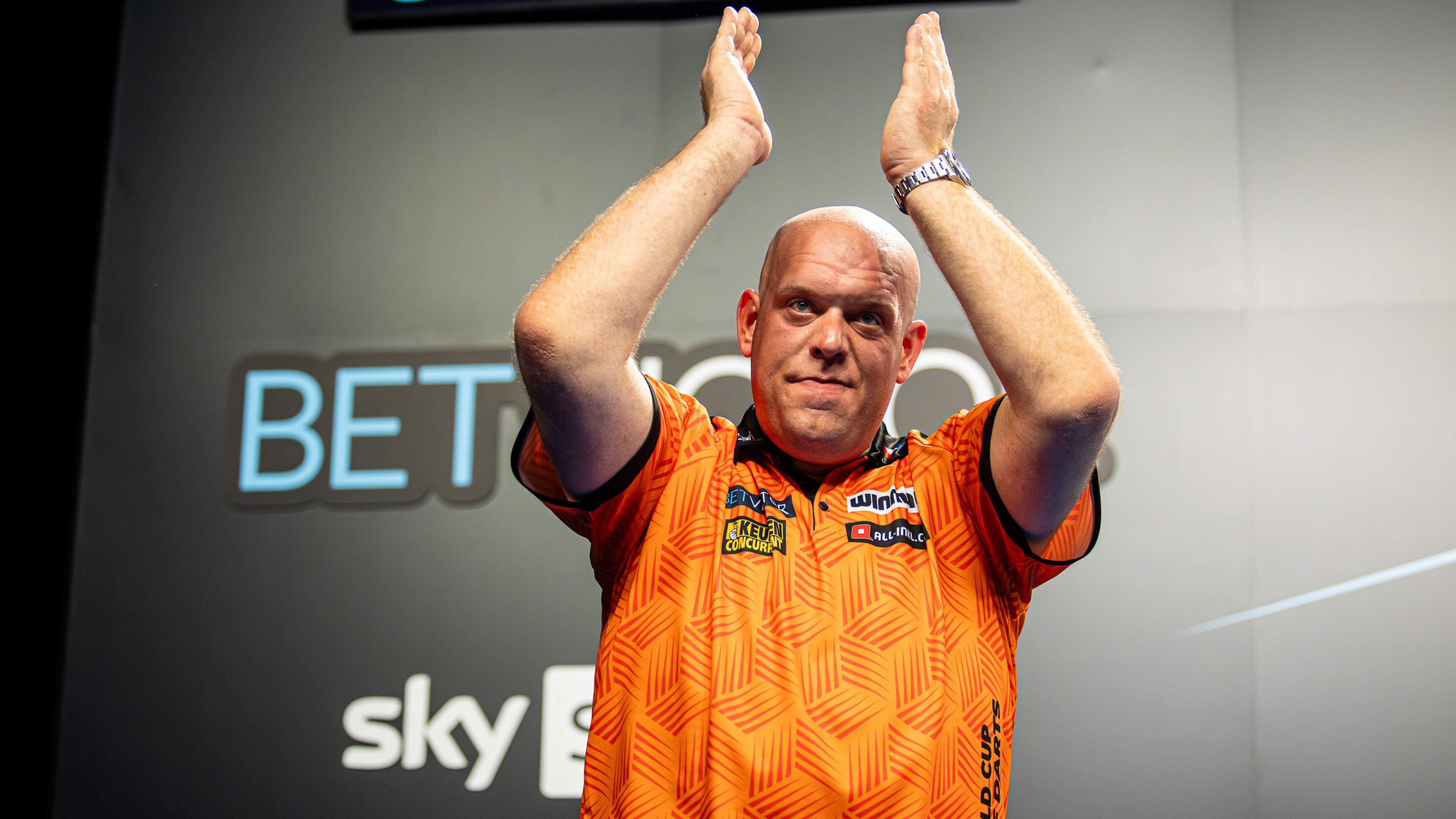 Michael van Gerwen glashelder over kansen Nederlands elftal op WK 2026: ’Kun je je dat voorstellen?’