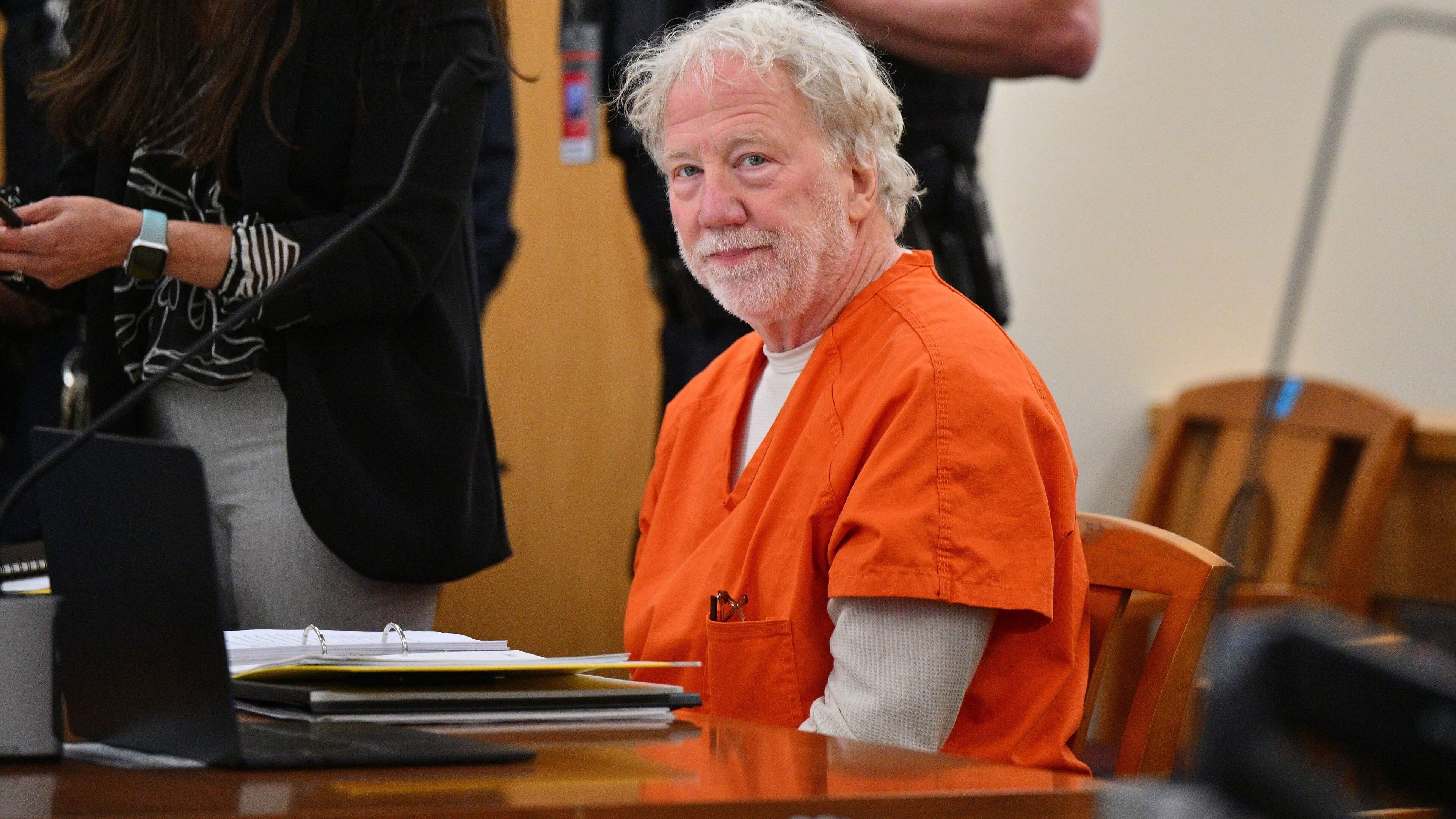 Timothy Busfield wil dat aanklachten tegen hem worden geseponeerd