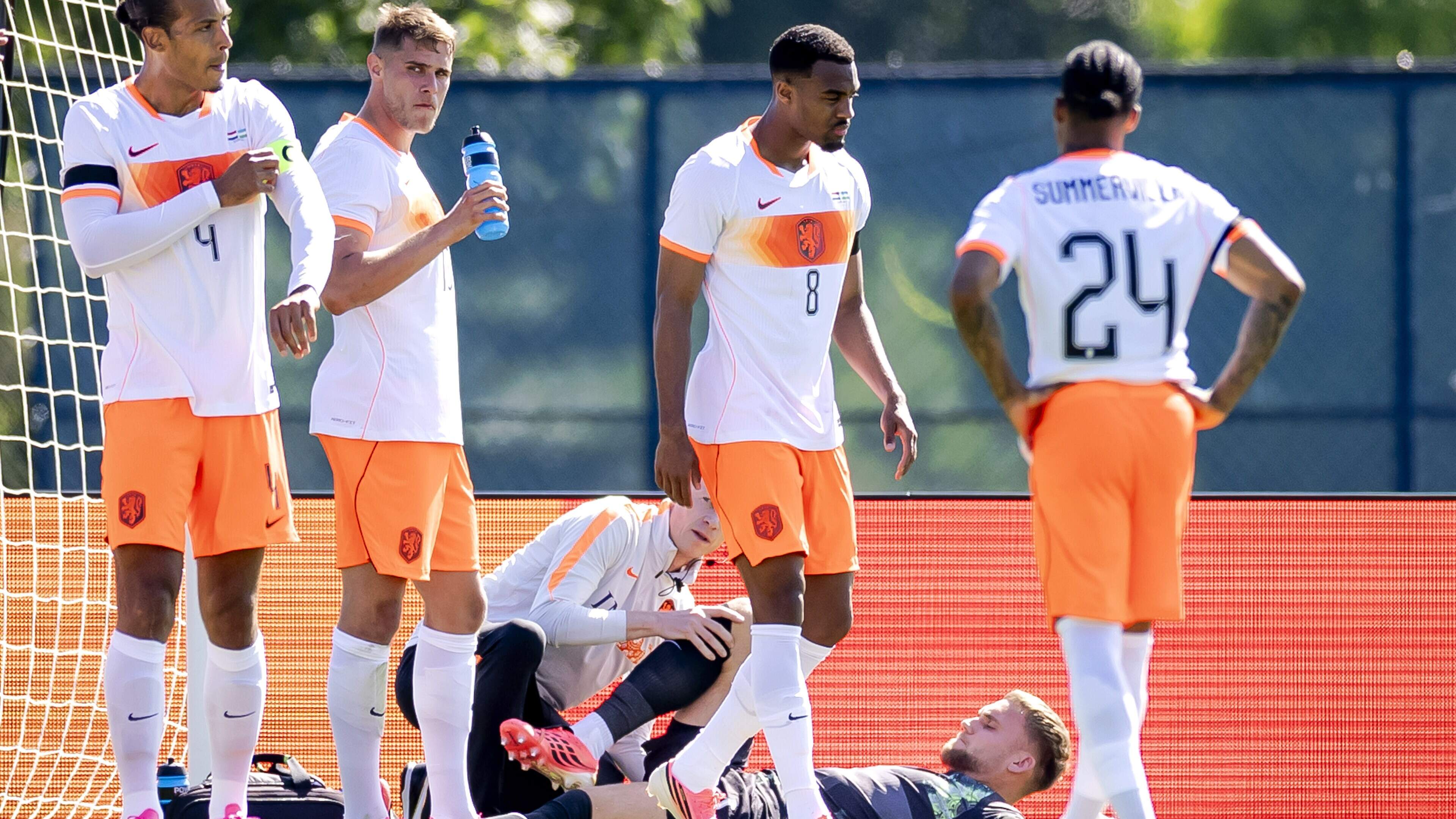 Oranje traint met Verbruggen en fit team voor WK-duel met Japan