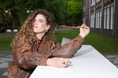 Rachel Rosier (36) over verlies van broer en moeder: ‘Niemand komt ongeschonden bij de 30’