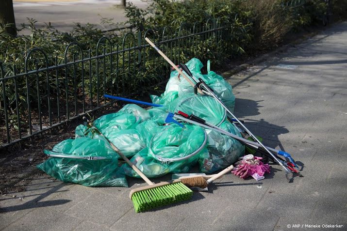 Ook stakingen in schoonmaak en metaalsector tegen kabinetsplannen