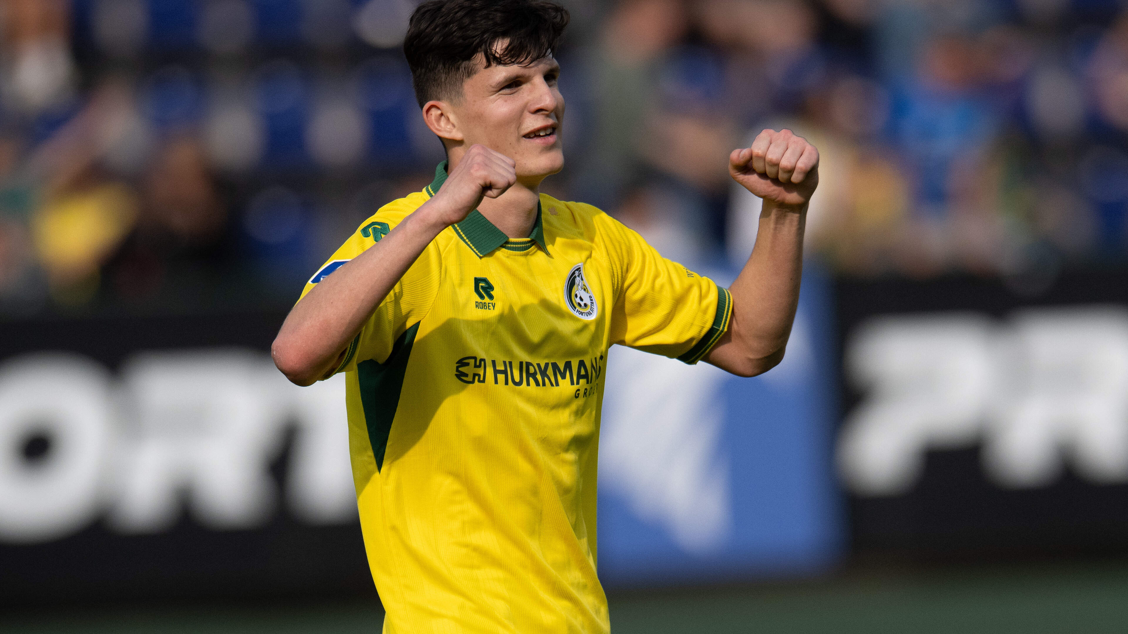 VVV haalt jonge middenvelder van Fortuna én ervaren nummer 10