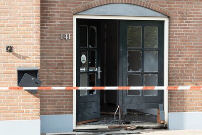 Explosieven van Cobra’s en benzine hadden dodelijk kunnen zijn: verdachten aanslagen Borne blijven in cel