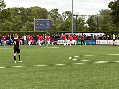 LIVE | Nivo Sparta keert terug in de eerste klasse en geeft routinier Schaap prachtig afscheidscadeau