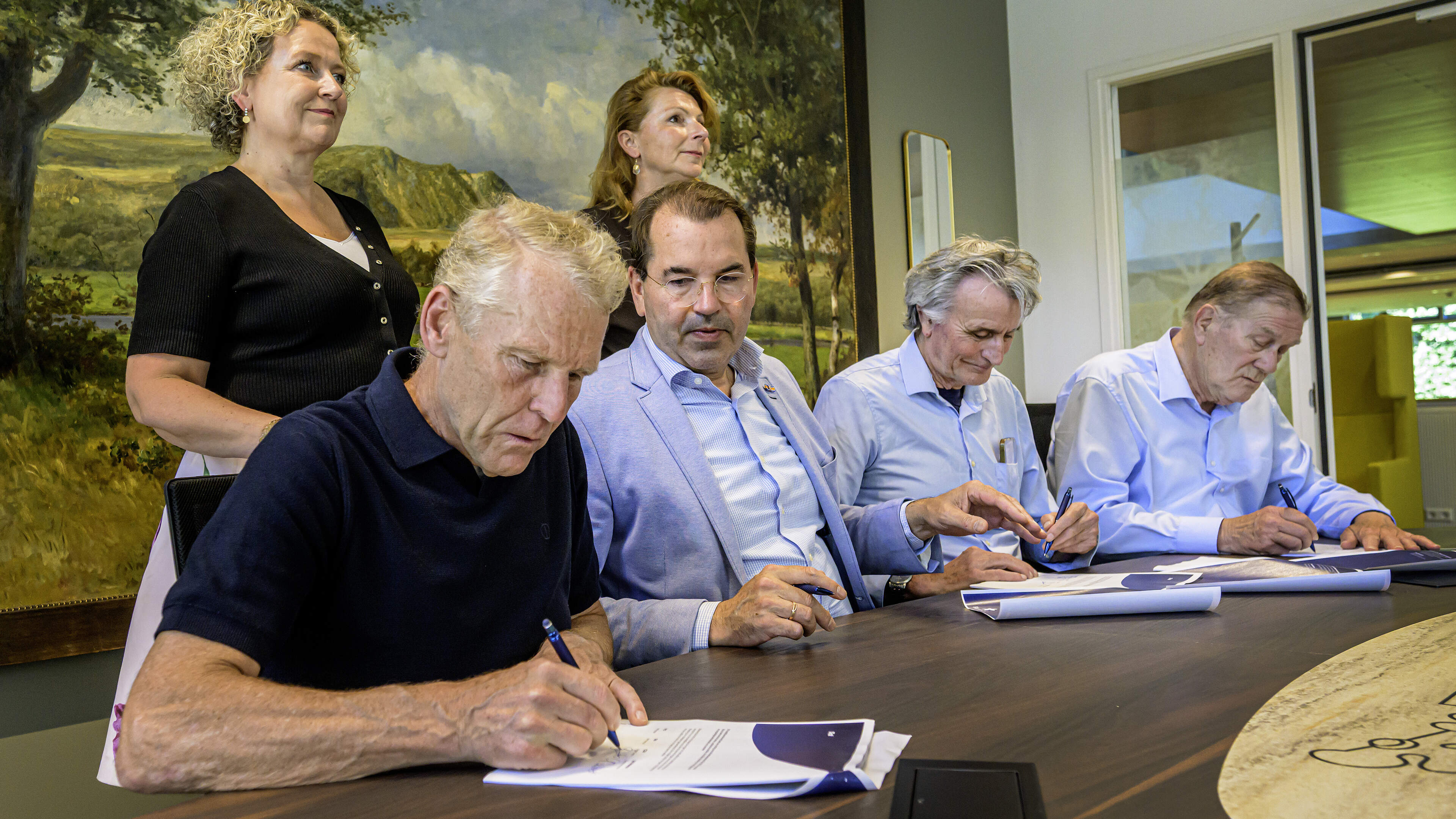 Coalitieakkoord Bloemendaal zet bestuurscultuur op nummer één: ’Gewoon Doen!’ kun je op twee manieren uitleggen’