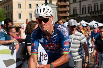 LIVE Ronde van Zwitserland | Kan Mathieu van der Poel dit keer wel meestrijden in Zwitserland? Pogacar blijft regeren