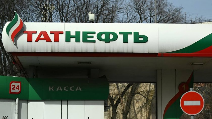 Russisch olieconcern beperkt benzineverkoop, meldt Interfax