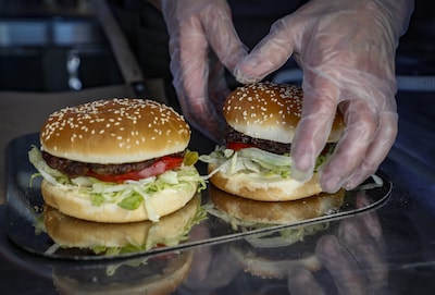 Geen friet of kebab bij station Haarlem-Spaarnwoude: stad wil nieuwe wijk fastfoodvrij maken