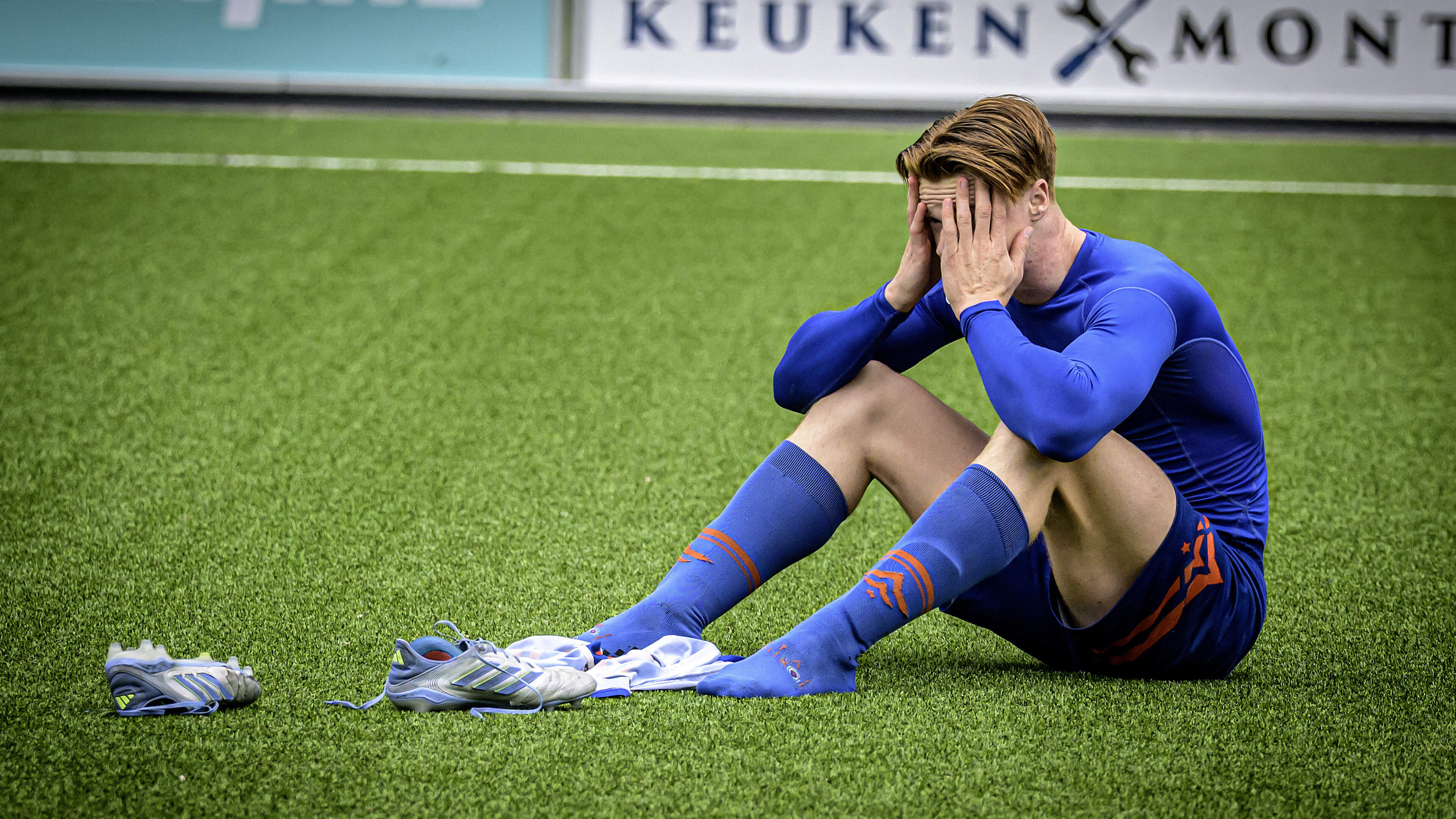 Olympia Haarlem degradeert naar tweede klasse omdat de pijp leeg is bij de spelers. ’Ik wilde wel, maar het ging gewoon niet meer’