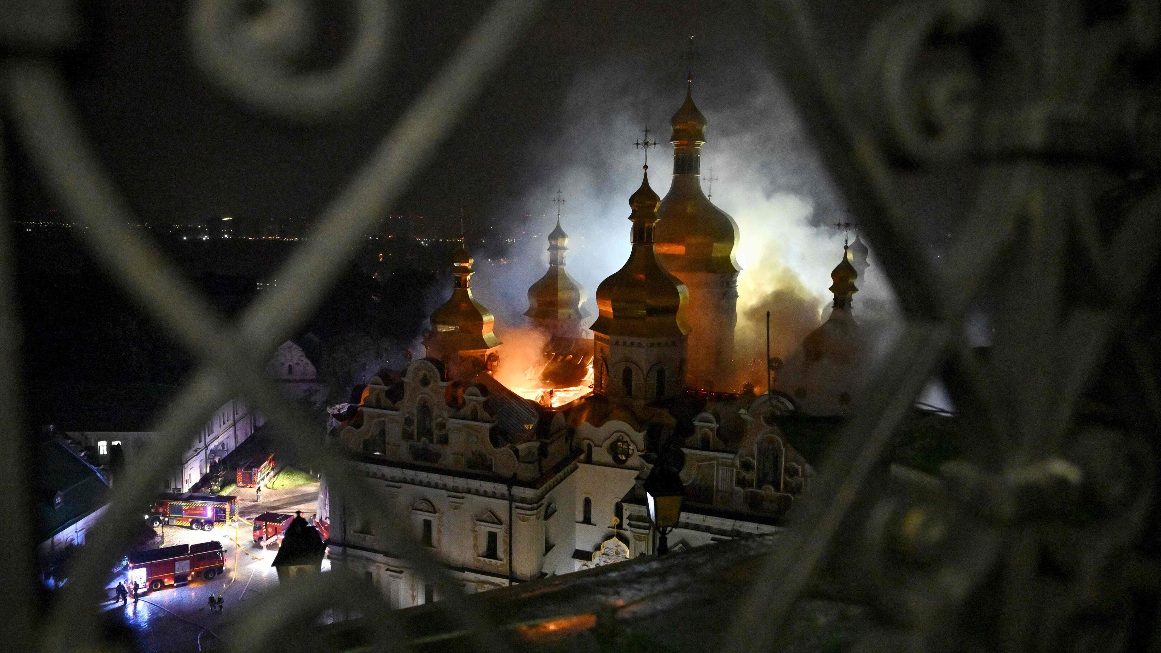 LIVE | Rusland ontkent aanval op kloostercomplex in Kiev, wijst naar ’verkeerd afgevuurde Patriot-raket’