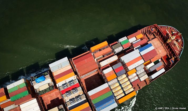 Import Nederland uit Golfregio daalt met meer dan de helft