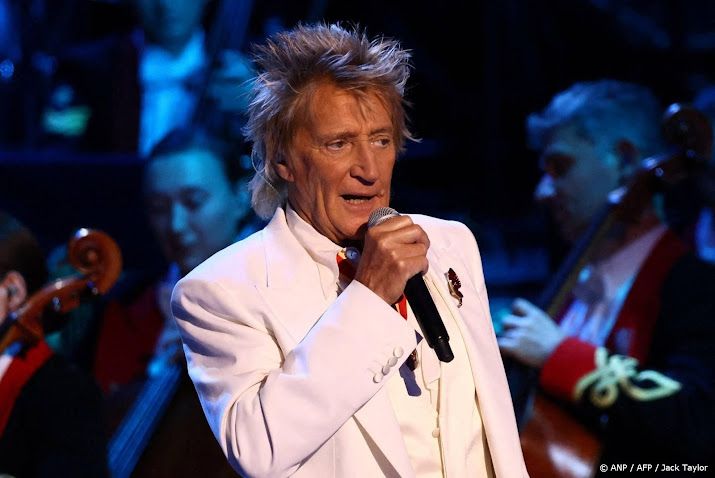 Rod Stewart annuleert concert vlak voor aanvang wegens ziekte