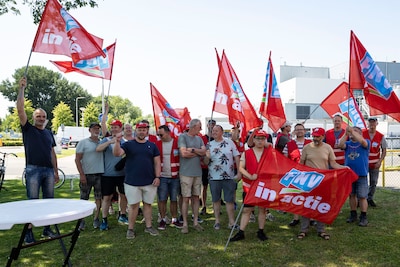 De uitgestoken hand werd geweigerd, dus gingen in Borculo de machines uit: 48-uurs staking