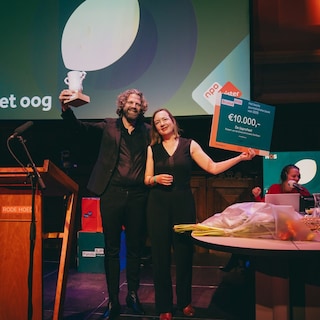 Robert van de Griend en Anneke Stoffelen winnen Brusseprijs voor beste journalistieke boek: De IJsprofeet