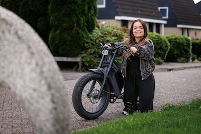 Eén simpele vraag kan de dag van Mayra (23) maken. En toch hoort ze die bijna nooit