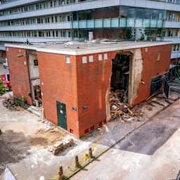 Drie aanhoudingen na explosie bij flat in Amsterdam