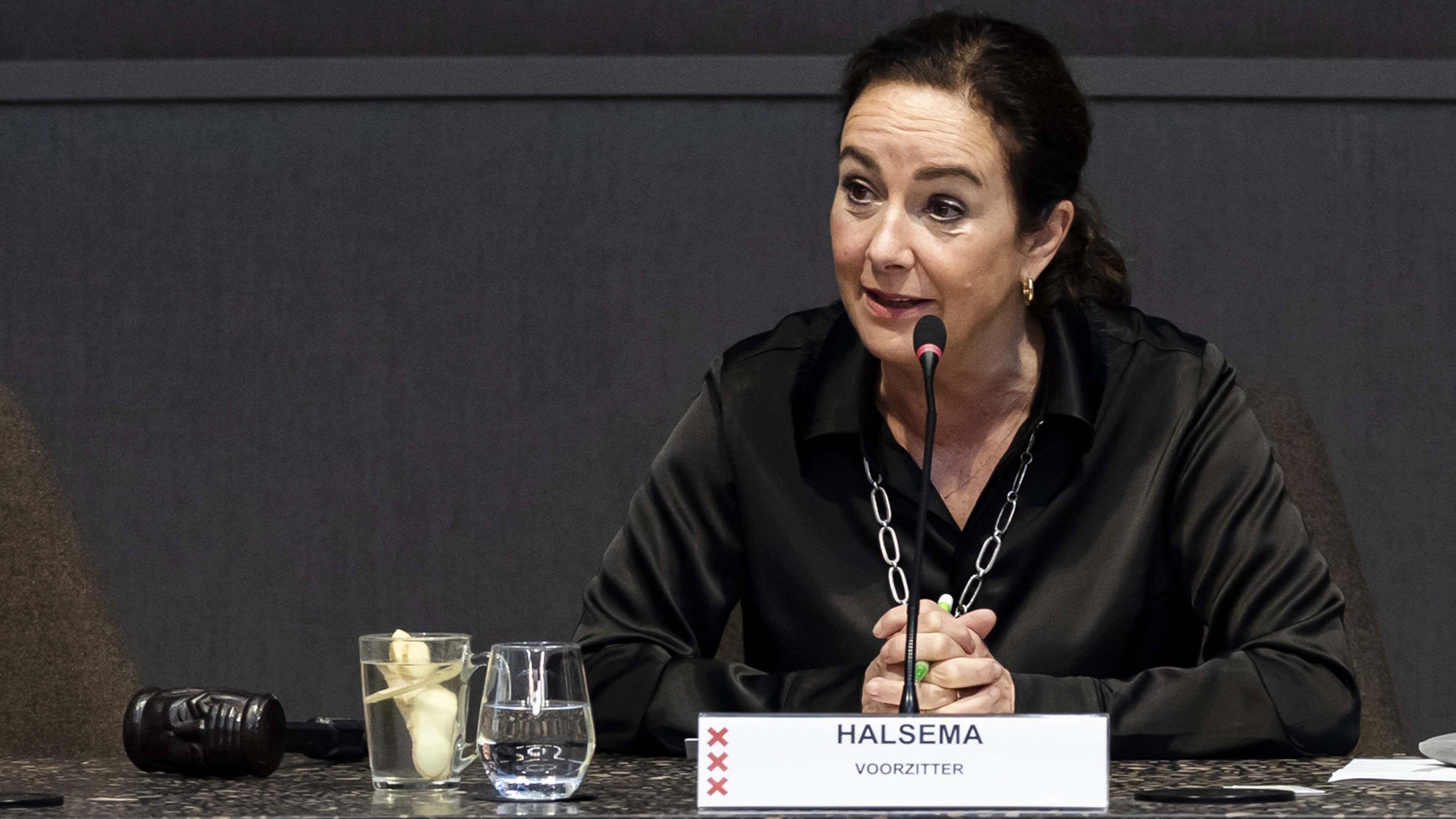 Irritatie om strenge Femke Halsema: ‘Raadsleden zijn er klaar mee’