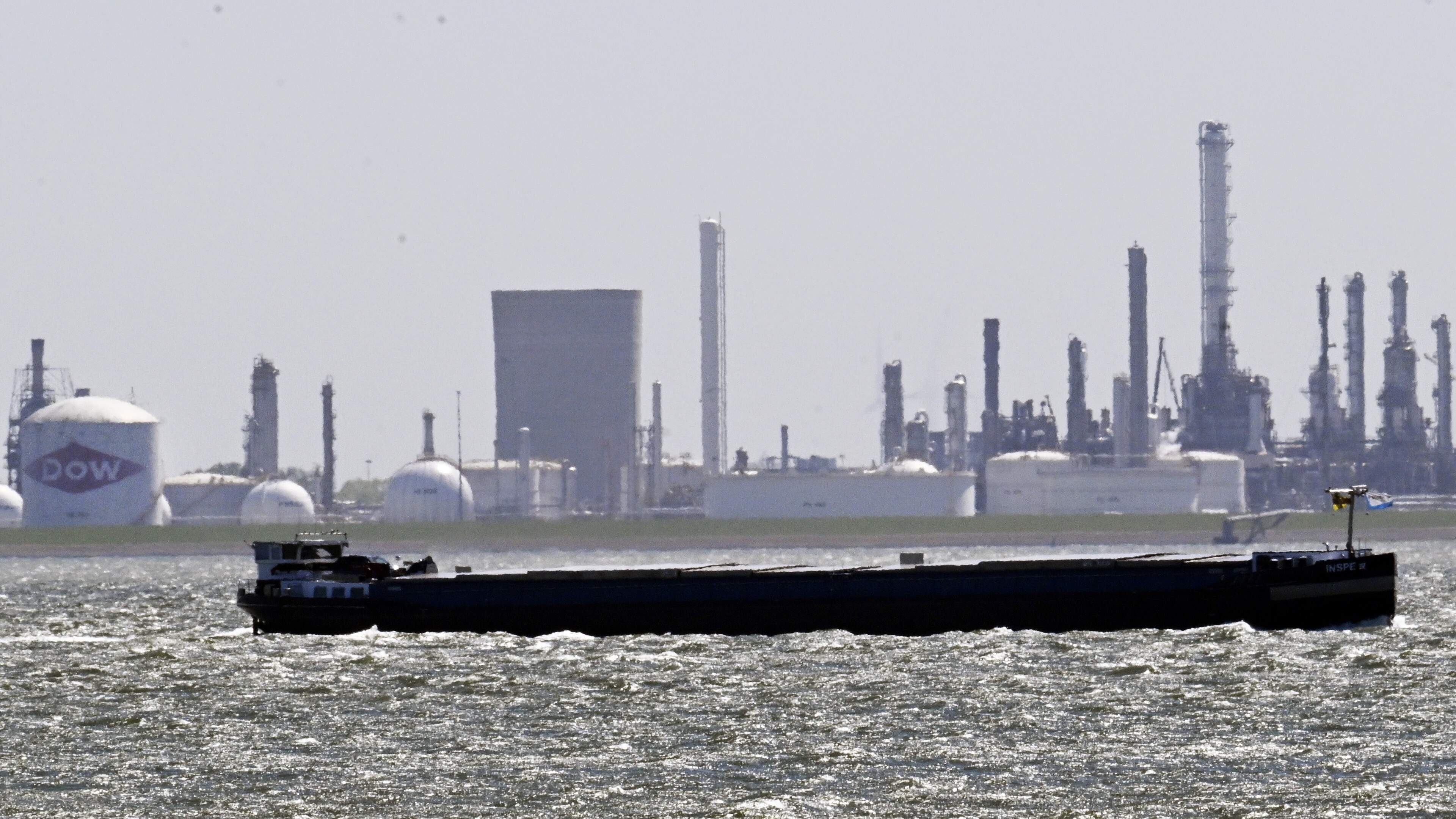 ’Ombouwen of verzuipen’: Nederland redt zijn industrie niet meer in zijn eentje
