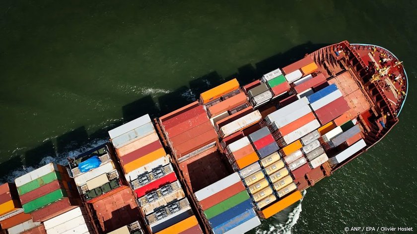 Import Nederland uit Golfregio daalt met meer dan de helft
