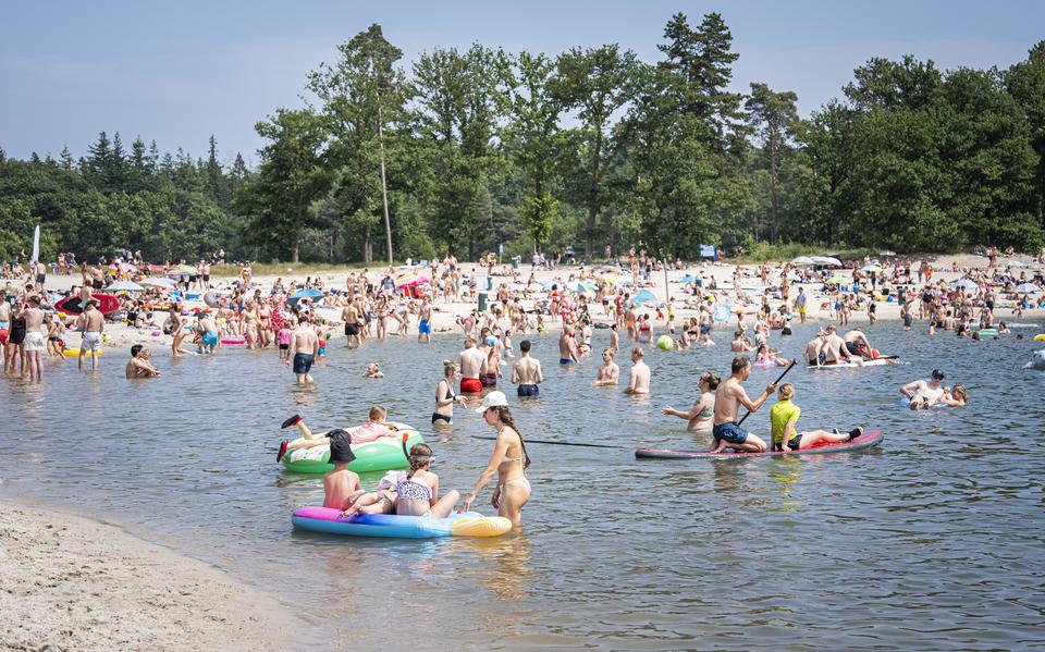LIVE | Code geel en tropische temperaturen met kans op onweer en hagel