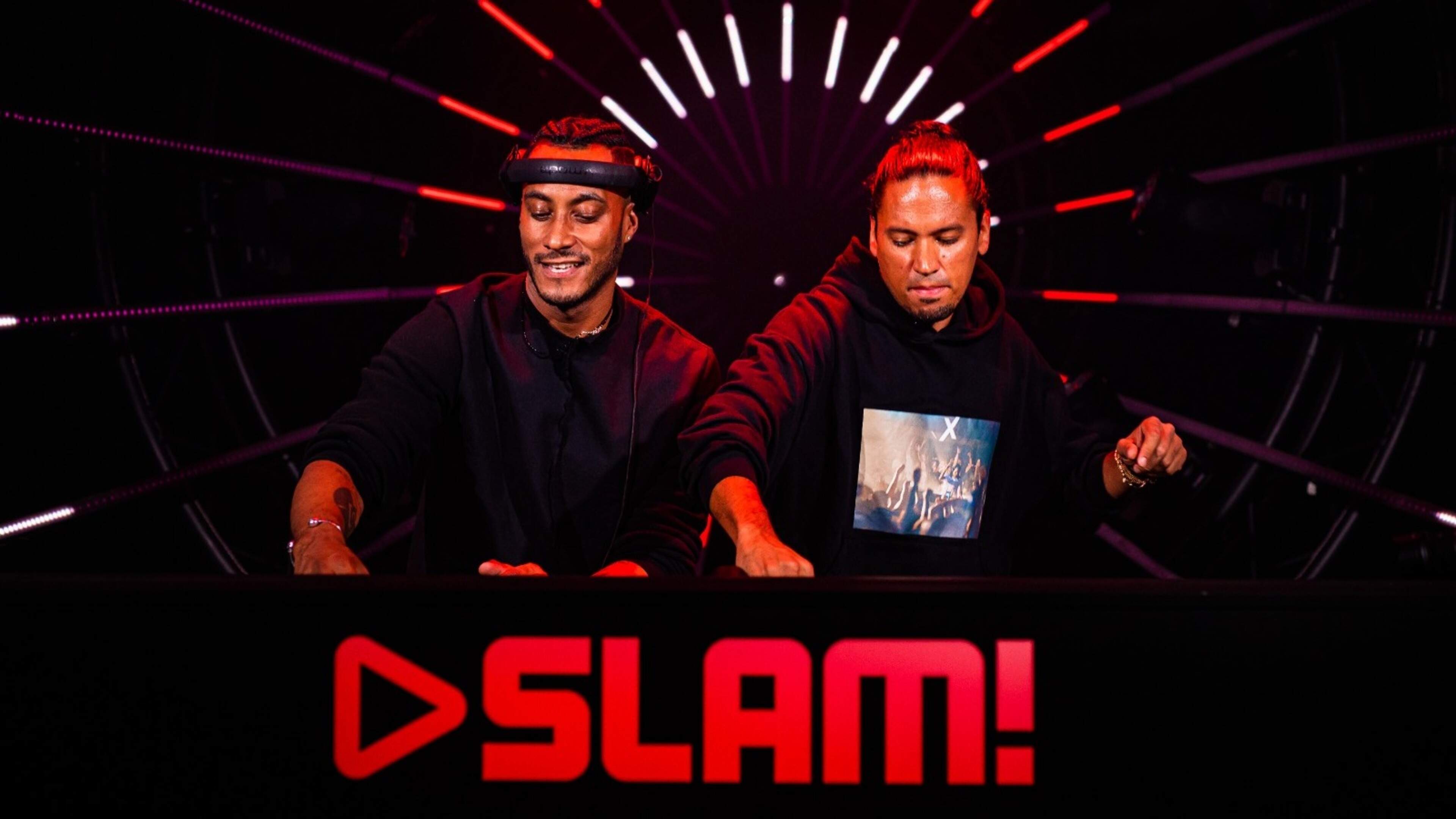 SLAM! lanceert zomerprogramma met honderd dj-sets tijdens zonsondergang