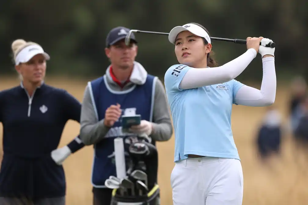 Ryu leidt Women's Open, ophef over grap Hull houdt aan