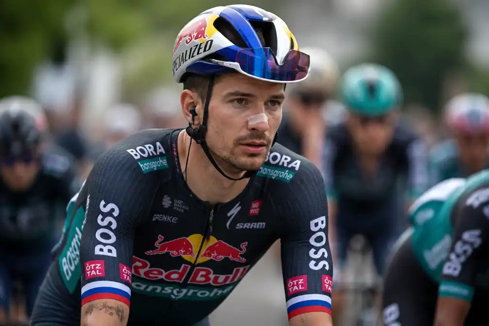 Primoz Roglic aangereden door auto, mist Clasica San Sebastián en Vuelta-voorbereiding