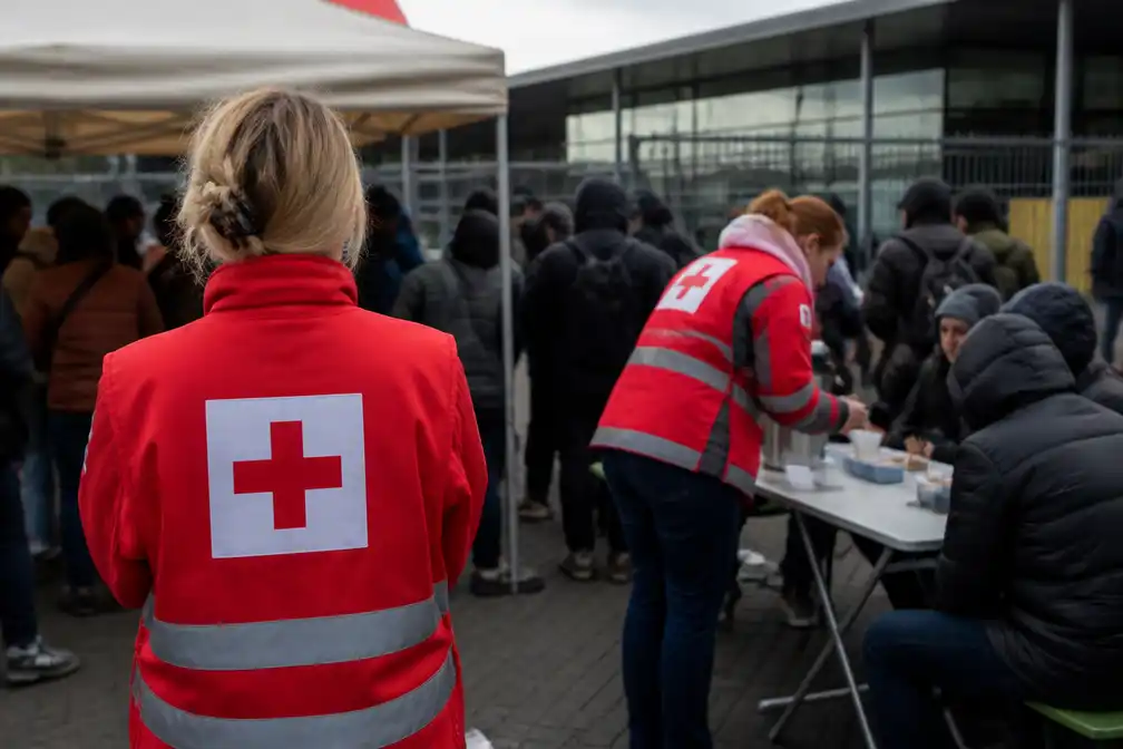 Rode Kruis zoekt meer hulpverleners vanwege inzet in Ter Apel