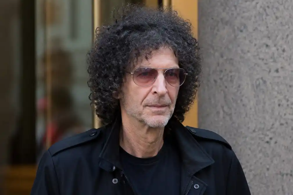 Howard Stern wint rechtszaak tegen voormalig assistent Leslie Kuhn