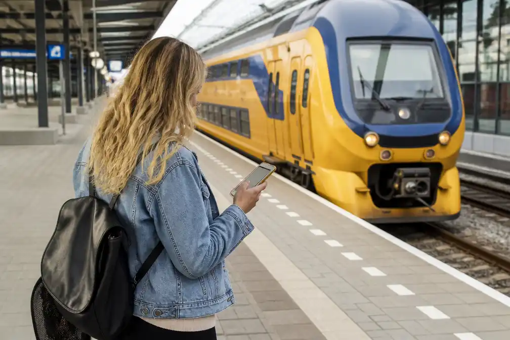NS-zomerabonnement overweldigt website, kortingsregelingen verwarren reizigers