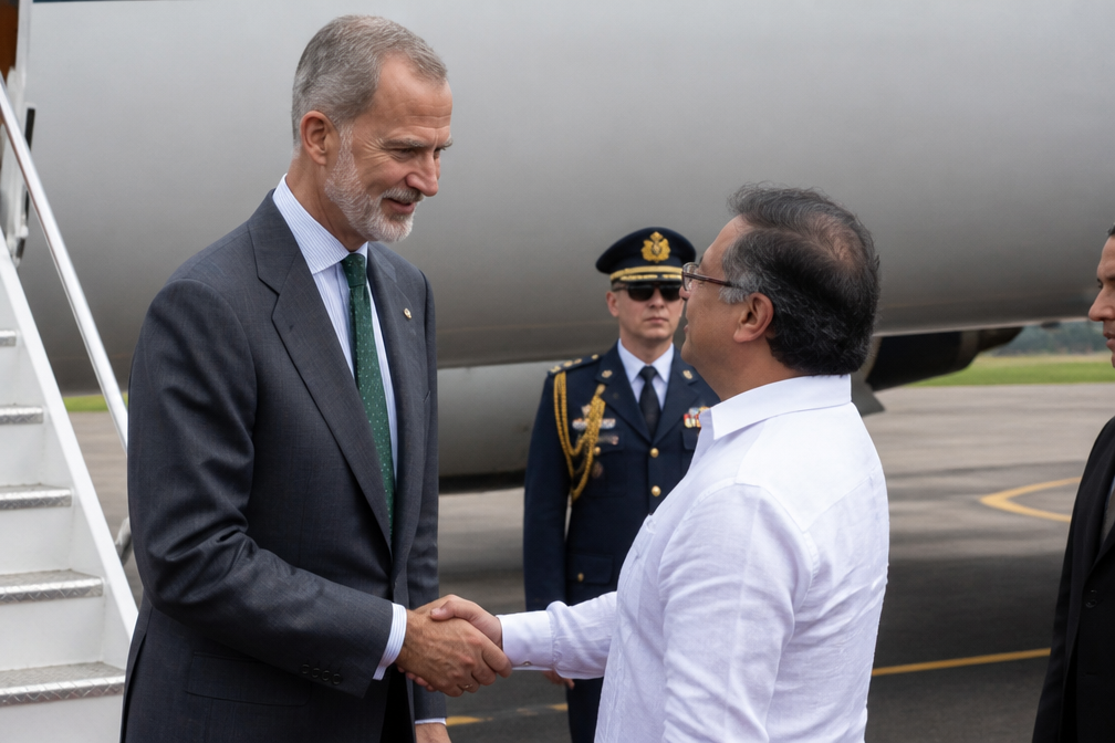 Koning Felipe aangekomen in Cali voor historische inauguratie president Colombia