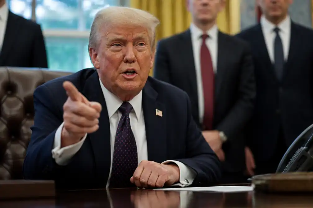 Trump: Iran moet betalen voor alle gedode mensen na schade-eis