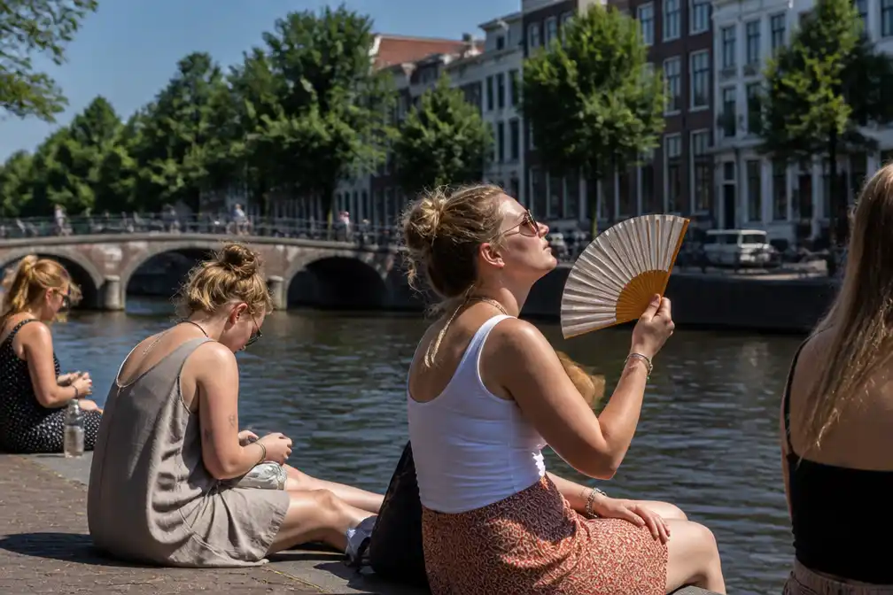 Code geel in heel Nederland door eerste tropische hittegolf