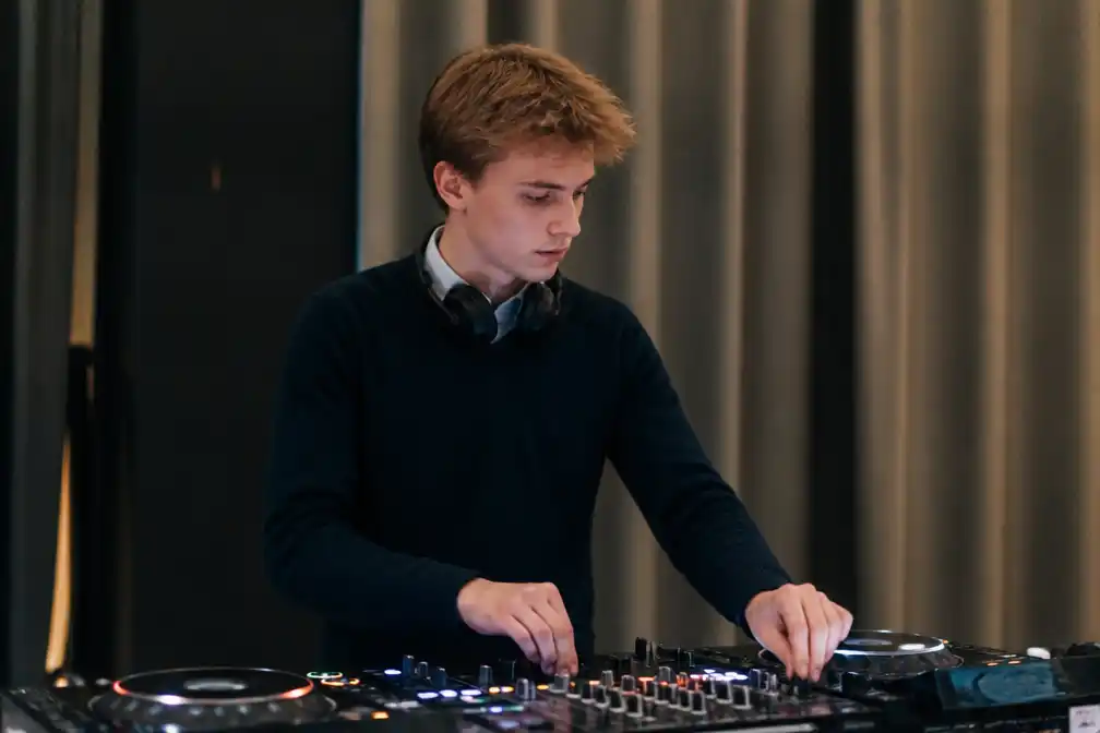Prins Emmanuel brengt als dj Vyntrix binnenkort nieuwe muziek uit