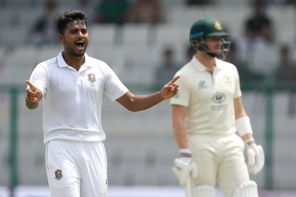 Zes wickets Hasan Mahmud zetten Australië op achterstand tegen Bangladesh