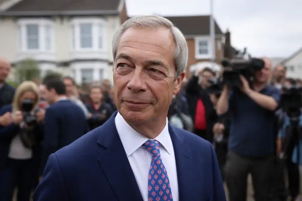 Farage wint tussentijdse verkiezingen in Clacton en keert terug in parlement