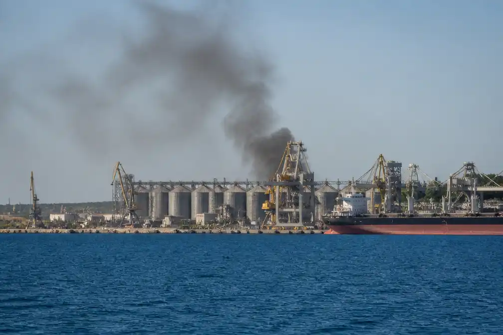 Rusland sluit belangrijke exportterminal Zwarte Zee na drone-aanval Oekraïne