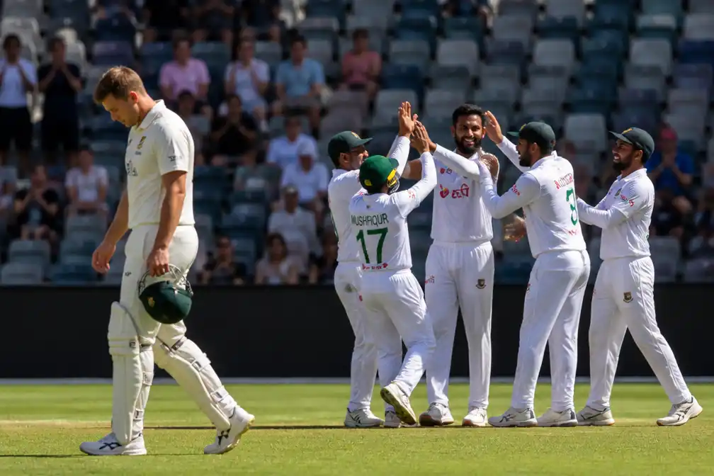 Bangladesh verslaat Australië in Darwin met negen wickets