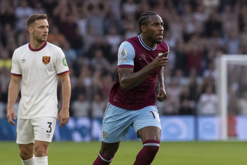 Late goals Flemming bezorgen Burnley gelijkspel tegen West Ham