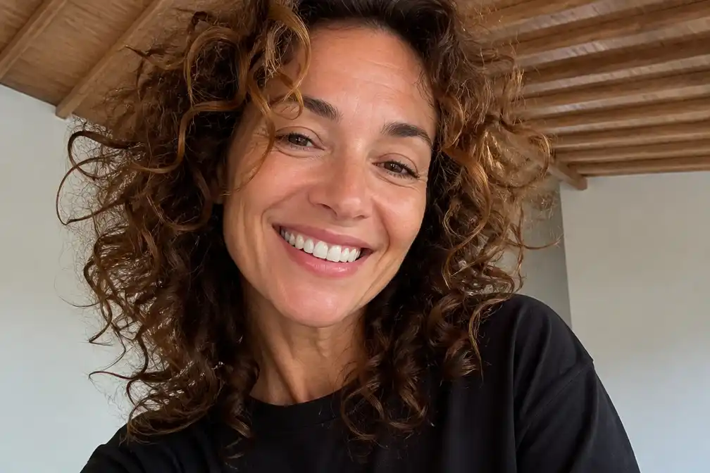 Birgit Schuurman toont nieuwe glimlach na jaar met beugel
